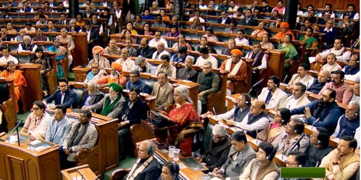 அனைத்து அரசு சேவைகளுக்கும் அடையாள ஆவணமாக பான் அடையாள அட்டை எண்ணை பயன்படுத்தலாம். ஆதார் கார்டு, பான் கார்டு, டிஜி லாக்கர்  ஆகியவற்றிற்கு முன்னுரிமை அளிக்கப்படும்.