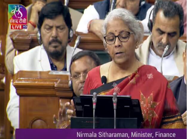 budget-2023-seven-focus-area-finance-minister-nirmala-sitharaman ਵਿੱਤ ਮੰਤਰੀ ਸੀਤਾਰਮਨ ਨੇ ਦੱਸੀਆਂ ਬਜਟ ਦੀਆਂ 7 ਤਰਜੀਹਾਂ, ਪੜ੍ਹੋ ਸਾਰੇ ਵੇਰਵੇ