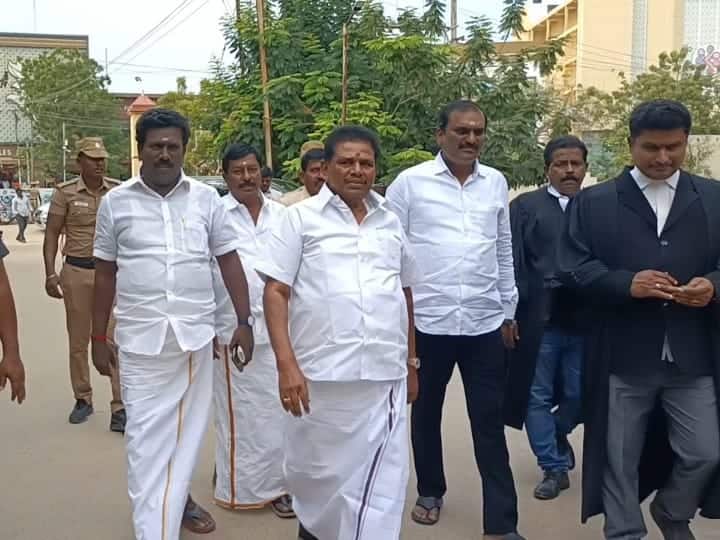 கொலை முயற்சி உள்ளிட்ட வழக்குகளில் இருந்து அமைச்சர் அனிதா ராதாகிருஷ்ணன் விடுதலை