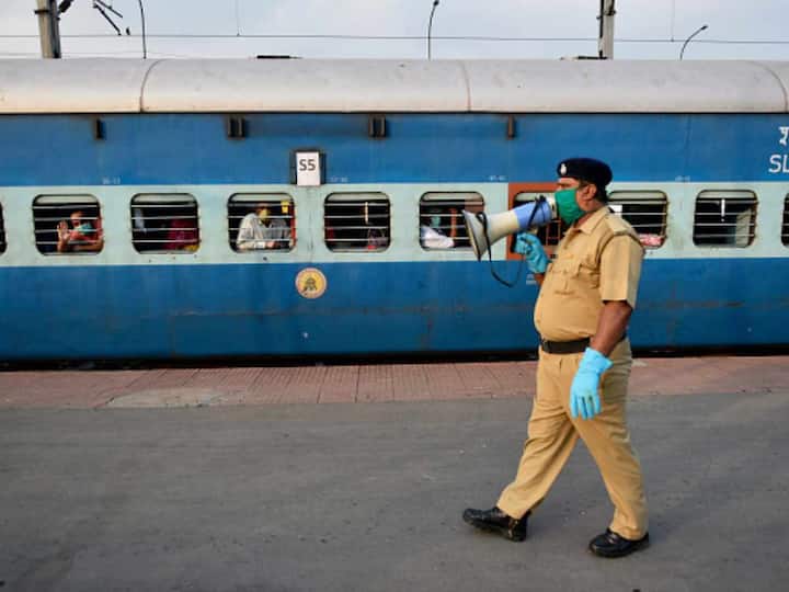 Union Budget 2023: The capital outlay of Rs 2.40 lakh crore for railways has been fixed for 2023-24. The amount is 9 times higher that what it was in 2013. (Image: Getty)