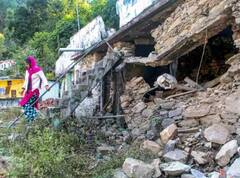 Photos: ઉત્તરાખંડમાં પણ પડી રહી છે તિરોડો, જોશીમઠ બાદ રૂદ્રપ્રયાગ – કર્ણપ્રયાગમાં પણ જોવા મળી તિરાડો