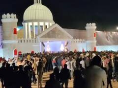 In Pics: बेटी की शादी के लिए रेगिस्तान में बना दिया महल, तैयारियां देख खुली रह गईं बारातियों की आखें