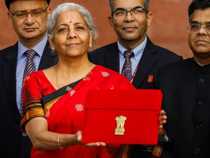 Finance Minister proposed to increase the rebate limit to Rs 7 lakh in the new tax regime. Thus, persons in the new tax regime, with income up to Rs 7 lakh will not have to pay any tax. [Image Credit: Getty]