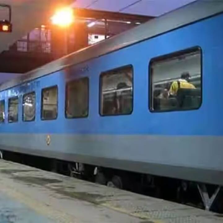 এই মুহূর্তে গোটা বিশ্বে ভারতীয় রেল চতুর্থ স্থানে রয়েছে। তার পর থেকে অবশ্য পরিকাঠামো ও পরিষেবা উন্নয়নে অনেক কাজ হয়েছে। বিশেষ করে সাম্প্রতিককালে রেলে বন্দে ভারতের সূচনা সাড়া জাগিয়েছে। ভারতের প্রথম সেমি হাই-স্পিড ট্রেন। যার গতি ঘণ্টায় ১৬০ কিলোমিটার পর্যন্ত হতে পারে।