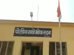 घटस्फोट होताच महिलेने सासऱ्याच्या आणि पतीच्या कानशिलात लगावली; फिल्मी स्टाईल हाणामारीचा व्हिडीओ व्हायरल