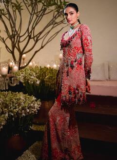 एम्बेलिश्ड रेड शरारा में Athiya Shetty ने गिराई बिजलियां, केएल राहुल की दुल्हनिया ने मंगलसूत्र भी किया फ्लॉन्ट