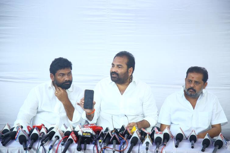 Amaravati AP Government decided to inquiry phone taping issue With home affiars or third party AP Phone Tapping : అధికార పార్టీలో  ఫోన్ ట్యాపింగ్ దుమారం, రంగంలోకి హోంశాఖ!