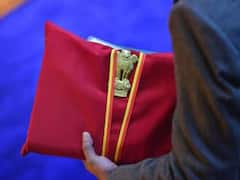 Budget 2023: ১৫ লক্ষের ঊর্ধ্বসীমা বেড়ে ৩০ লাখ, প্রবীণদের কী লাভ ?