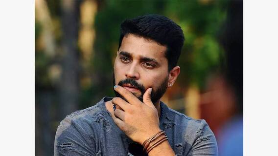 Dressing Room Tales | #EP15 | Murali Vijay: పర్సనల్ లైఫ్ మాత్రమేనా క్రికెట్ గురించి మాట్లాడరా..?