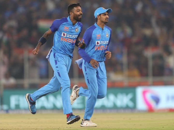 भारतानं सामन्यात आधी स्फोटक फलंदाजी आणि नंतर दमदार गोलंदाजी करत सामना 168 धावांच्या मोठ्या फरकाने जिंकला.