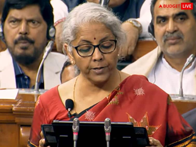 Union Budget 2023 Speech Nirmala Sitharaman Live Digital Payments UPI Significant Enhancement