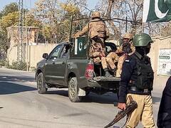 Pakistan Police Station: पहले मस्जिद तो अब पुलिस स्टेशन, TTP आतंकियों ने कैसे खेला पाकिस्तान में खूनी खेल, देखिए तस्वीरें