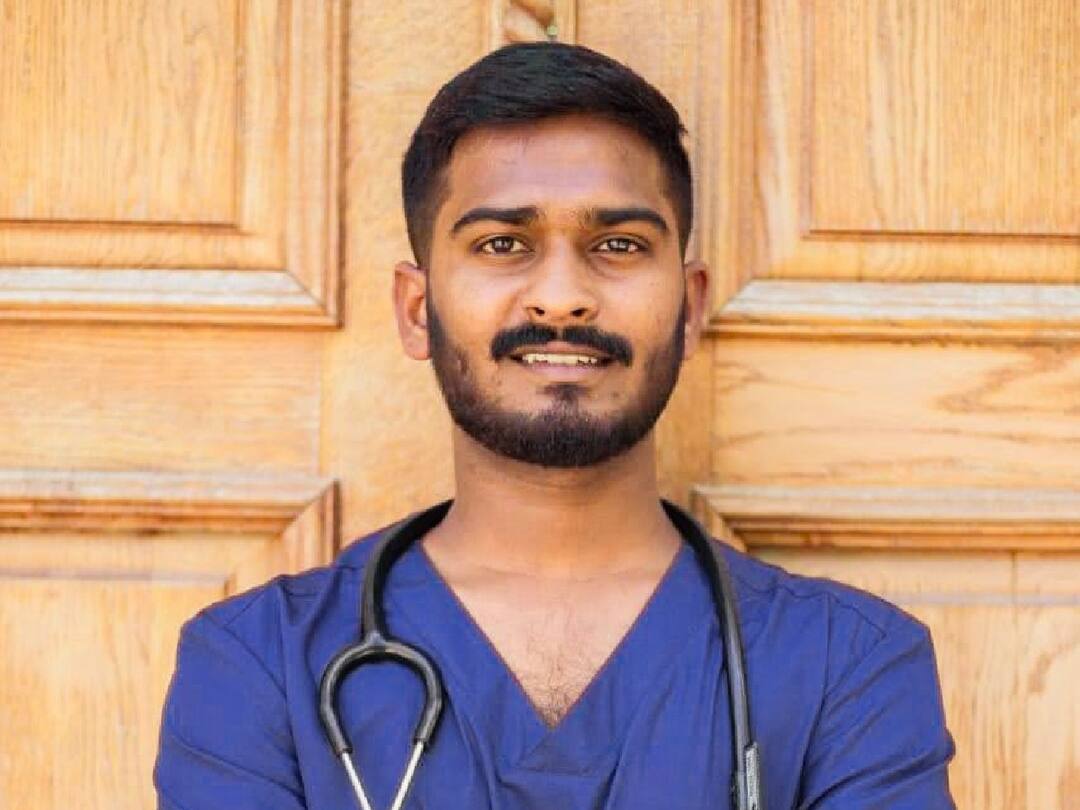 The eyes of a young doctor who died due to ill health were donated to 4 people in Coimbatore TNN இறந்தும் 4 பேருக்கு பார்வை தந்த இளம் மருத்துவர் ; ஒரு நெகிழ்ச்சி சம்பவம்!