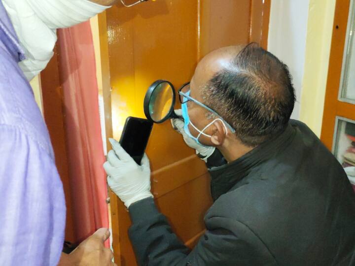 Arrah Double Murder: एक साथ जली दंपति की चिता, आरा में तीन बेटियों ने दिया माता-पिता की अर्थी को कंधा