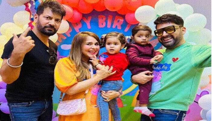 Kapil Sharma Son Trishaan Birthday : ਕਾਮੇਡੀਅਨ ਕਪਿਲ ਸ਼ਰਮਾ ਨੇ ਆਪਣੇ ਬੇਟੇ ਤ੍ਰਿਸ਼ਾਨ ਸ਼ਰਮਾ ਦਾ ਜਨਮ ਦਿਨ ਬਹੁਤ ਧੂਮਧਾਮ ਨਾਲ ਮਨਾਇਆ, ਜਿਸ ਦੀਆਂ ਤਸਵੀਰਾਂ ਸੋਸ਼ਲ ਮੀਡੀਆ 'ਤੇ ਸਾਹਮਣੇ ਆਈਆਂ ਹਨ। ਆਓ ਅਸੀਂ ਤੁਹਾਨੂੰ ਦਿਖਾਉਂਦੇ ਹਾਂ।