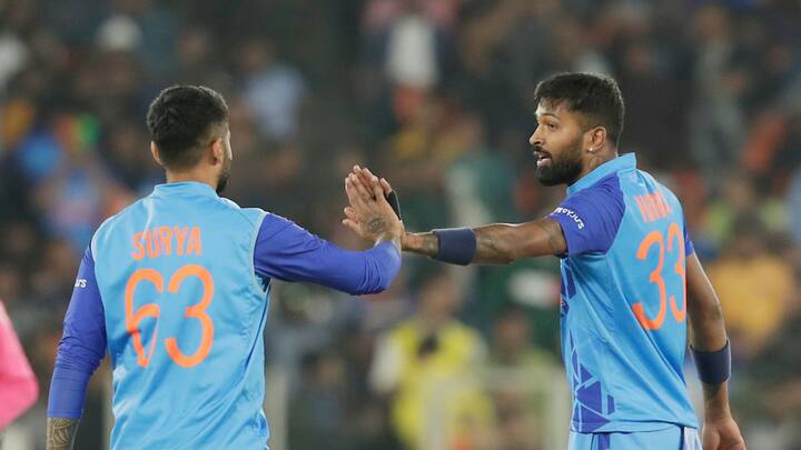 প্রাথমিক ধাক্কা সামলে কখনই আর ম্যাচে ফিরে আসতে পারেনি নিউজিল্যান্ড। চার উইকেট নেন হার্দিক।