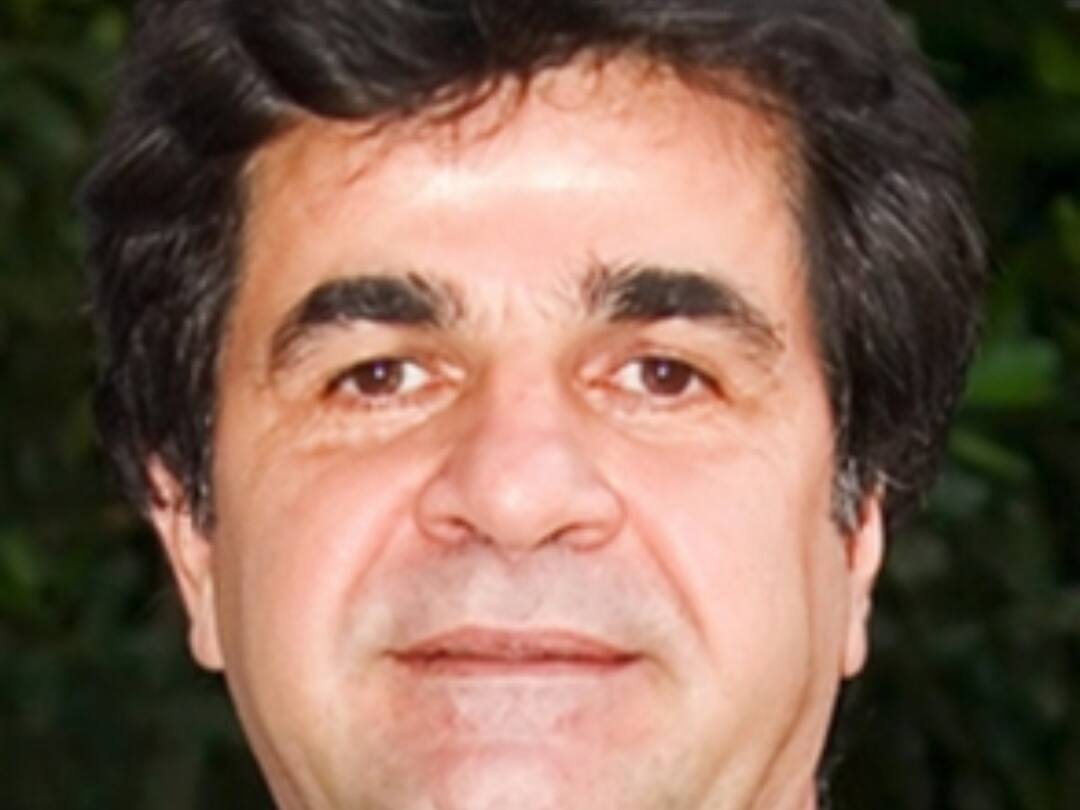 Iranian Filmmaker Jafar Panahi On Hunger Strike To Protest His Ongoing Detention At Iran's Evin Prison Iranian Filmmaker Jafar Panahi On Hunger Strike To Protest His Ongoing Detention At Iran's Evin Prison Iranian Filmmaker Jafar Panahi On Hunger Strike To Protest His Ongoing Detention At Iran's Evin Prison