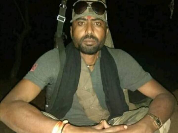 Dacoit Keshav Gurjar :तीन राज्यों में वांडेट, 1.15 लाख का इनामी, 10 साल तक ऐसे पुलिस को चकमा देता रहा डकैत केशव गुर्जर Dacoit Keshav Gurjar Wanted in three states bounty of 1dot15 lakh dodging police for 10 years in disguise ann Dacoit Keshav Gurjar :तीन राज्यों में वांडेट, 1.15 लाख का इनामी, 10 साल तक ऐसे पुलिस को चकमा देता रहा डकैत केशव गुर्जर