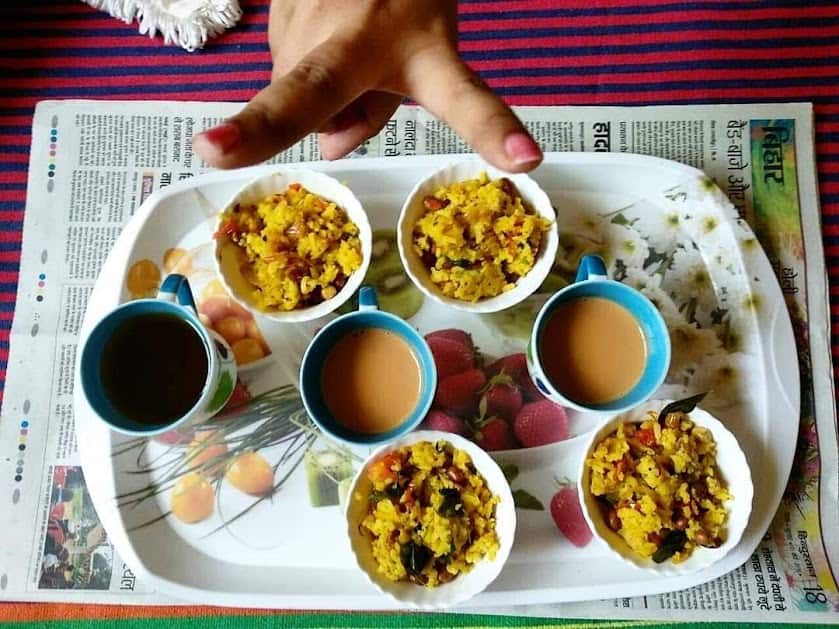 Aloo Mattar Poha: உருளை பட்டாணி அவல் உப்மா.. இதை சாப்பிட்டா பசி செம்ம கண்ட்ரோல்.. உடல் எடையும் உங்க கண்ட்ரோலில்..