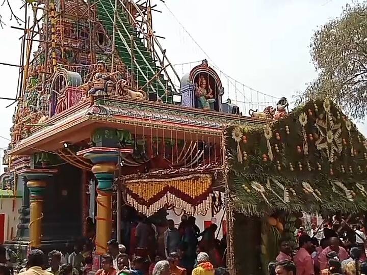 கரூர்: ஸ்ரீ குங்கும காளியம்மன் ஆலய மகா கும்பாபிஷே விழா - திரளான பக்தர்கள் பங்கேற்பு