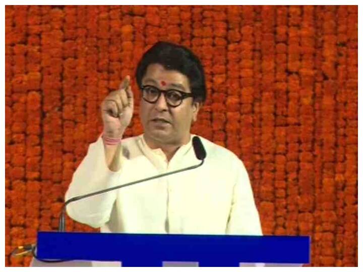 एकदा नाव गेलं की..... उद्धव ठाकरेंकडून शिवसेना-धनुष्यबाण निसटल्यावर राज ठाकरेंची ट्विटरद्वारे चपराक Raj Thackeray Reaction after EC Order Shiv Sena Party Name Symbol Retained by Eknath Shinde Idea by Balasaheb accurate एकदा नाव गेलं की..... उद्धव ठाकरेंकडून शिवसेना-धनुष्यबाण निसटल्यावर राज ठाकरेंची ट्विटरद्वारे चपराक