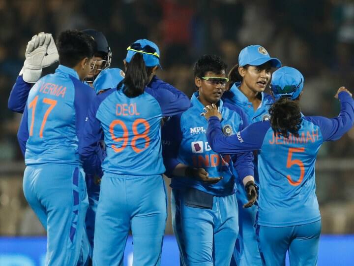 Women's T20I Tri-Series in South Africa 2023 India lost match against south africa with 5 wickets INDW vs SAW Final : महत्त्वाच्या सामन्यात भारत दक्षिण आफ्रिकेकडून 5 विकेट्सने पराभूत, मालिकाही गमावली