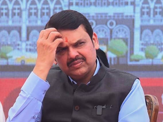 Agriculture News : फडणवीसांचं आश्वासन, तरीही नाफेडकडून बाजार समितीत कांदा खरेदी नाही; बळीराजा मेटाकुटीला Agriculture News : फडणवीसांचं आश्वासन, तरीही नाफेडकडून बाजार समितीत कांदा खरेदी नाही; बळीराजा मेटाकुटीला