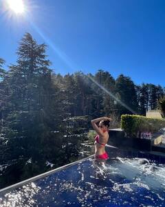 Pragya Jaiswal: బికినీలో ప్రగ్యా జైస్వాల్ అందాల కనువిందు