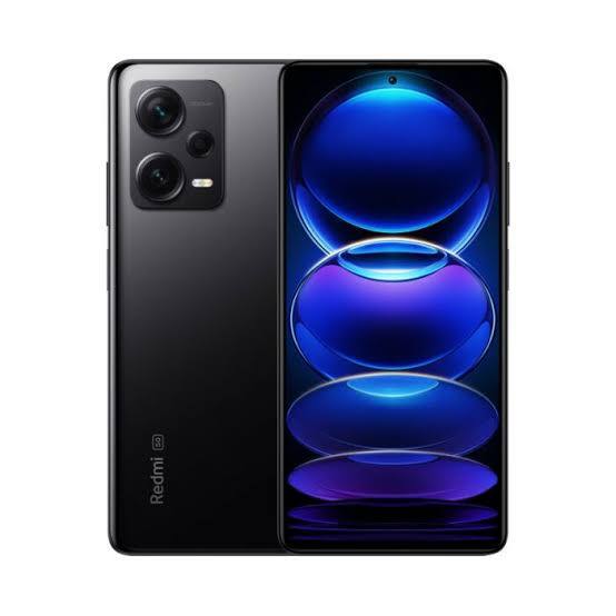 Redmi Note 12 Pro+ 5G में 6.67 इंच की FHD+ डिस्प्ले, MediaTek Dimensity 1080 5G प्रोसेसर मिलेगा, 200MP मेन कैमरा, 16MP का सेल्फी कैमरा और 4,980mAh बैटरी दी गई है. इसके 8GB रैम + 128GB वेरिएंट की कीमत 29,999 रुपये है. आपको Oppo Reno 8T 5G में 108 एमपी का कैमरा मिलता है, जबकि इसमें 200MP मेन कैमरा दिया गया है.