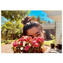 Rashmika Mandanna House: कर्नाटक में इस आलीशान बंगले में रहती हैं साउथ सुपरस्टार रश्मिका मंदाना, इंटीरियर देख फटी रह जाएंगी आंखे