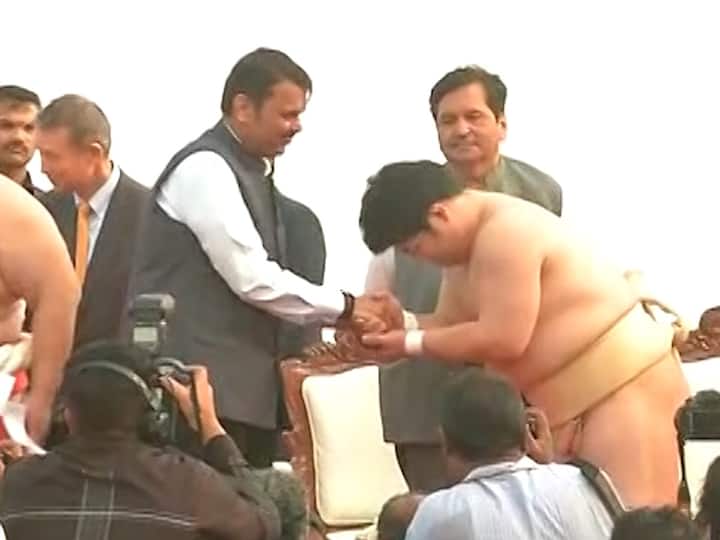 या  कार्यक्रमात उपमुख्यमंत्री देवेंद्र फडणवीस उपस्थित होते.