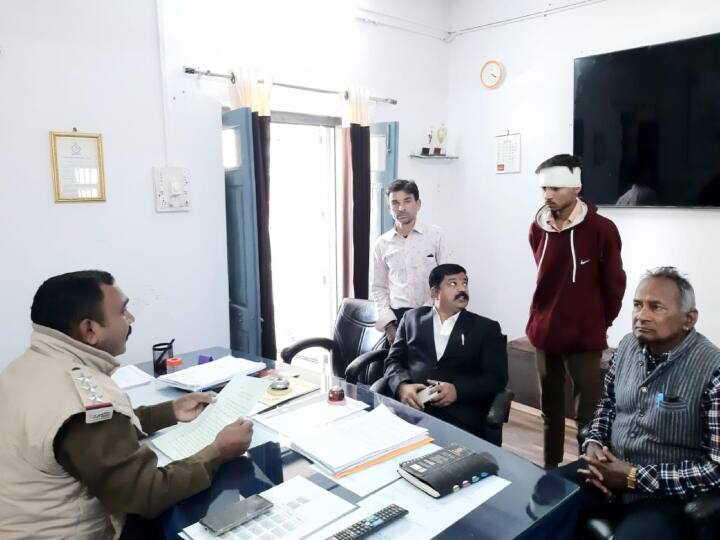 Pratapgarh Dhariawad Principal Brutally Beaten student for choosing another coaching Case Filed ann Rajasthan: पढ़ाई के लिए चुनी दूसरी कोचिंग, सरकारी स्कूल प्रिंसिपल ने बेरहमी से पीटा, छात्र के पिता ने दर्ज कराया केस