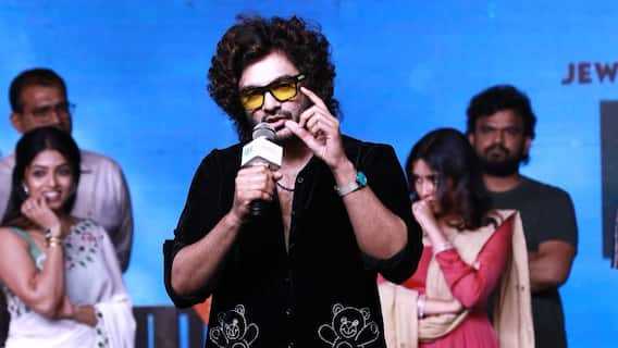 Siddu Jonnalagadda About DJ Tillu- 2 | డీజే టిల్లు-2 రిలీజ్ డేట్ చెప్పేసిన సిద్ధూ | ABP Desam