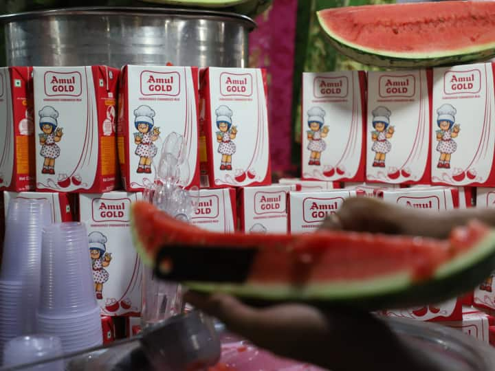 Bizarre Disclaimer On Amul's Milk Carton Leaves Twitter In Splits Amul Milk : அமுல் பாலின் நூதன விளம்பரம்: இணையத்தில் எழுந்த சர்ச்சை! என்ன நடந்தது?