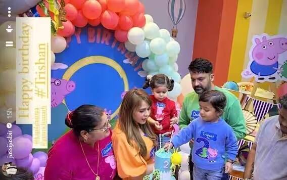 কপিল শর্মার ছেলে তৃষাণের এটি দ্বিতীয় জন্মদিন। দেখতে দেখতে দু বছর বয়স হল তার।