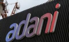 Adani Stocks : अमेरिकन शेअर बाजारात अदानींना झटका; डाऊ जोन्स सस्टेनेबिलिटी इंडेक्समधून बाहेर, गौतम अदानी श्रीमंतांच्या टॉप-20 यादीतूनही घसरले