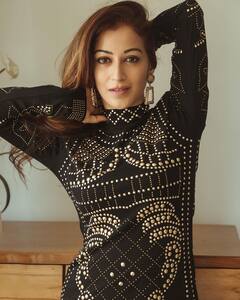 TMKOC Actress Photos: 'તારક મહેતા'ની આ એક્ટ્રેસે શોર્ટ ડ્રેસમાં કરાવ્યું ફોટોશૂટ