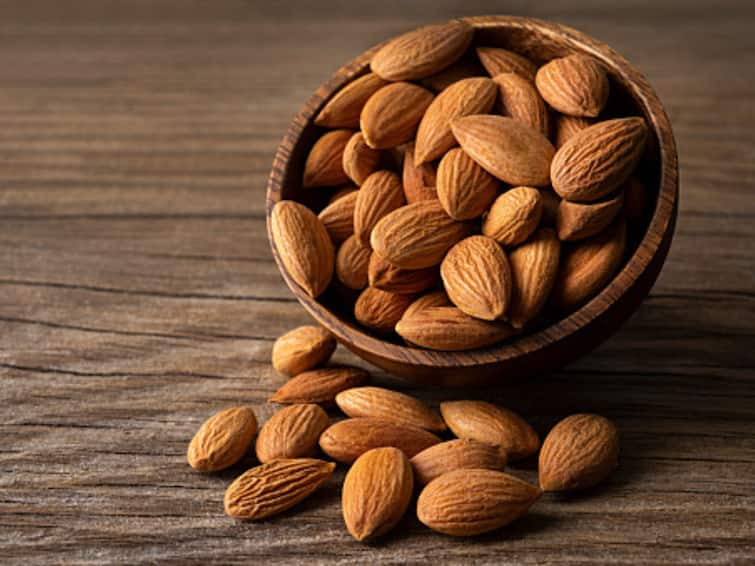 benefits of eating almonds soaked in water for hair