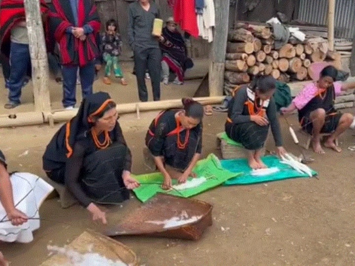 Kiren Rijiju Shares Fascinating Video Of Naga Villagers Spinning Their Clothes: Watch Kiren Rijiju Shares Fascinating Video Of Naga Villagers Spinning Their Clothes: Watch