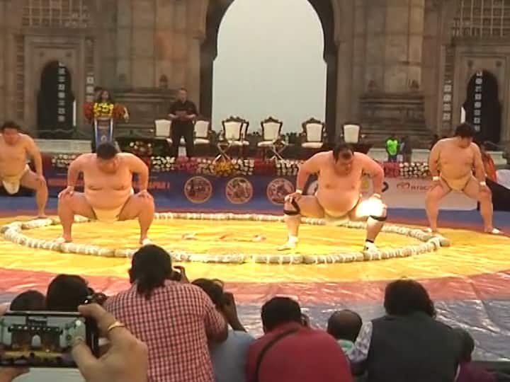 वाकायामाचे गव्हर्नर किशीमोटो शुहेही, जपानचे गव्हर्नर वाकायाम प्रीकेक्चर,पर्यटमंत्री मंगलप्रभात लोढा,यांसह जपानचे 45 जणांचे शिष्टमंडळ, पर्यटनचे सचिव सौरभ विजय, महाराष्ट्र पर्यटन विकास महामंडळाच्या व्यवस्थापकी संचालक श्रध्दा जोशी यावेळी उपस्थित होत्या.