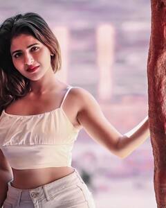 Iswarya Menon : ஜோர்டான் நாட்டில் குட்டி போட்டோஷூட் நடத்திய ஹிப் ஹாப் ஆதியின் நடிகை!