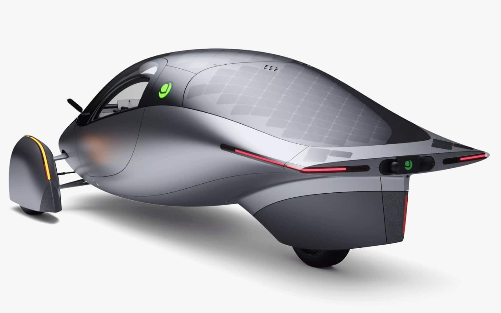 Solar Car: इलेक्ट्रिक और हाइब्रिड फोर-व्हीलर्स के पसीने छुड़ा देगी, 'ये थ्री-व्हीलर सोलर कार', सिंगल चार्ज पर चलेगी 1,000 किलोमीटर