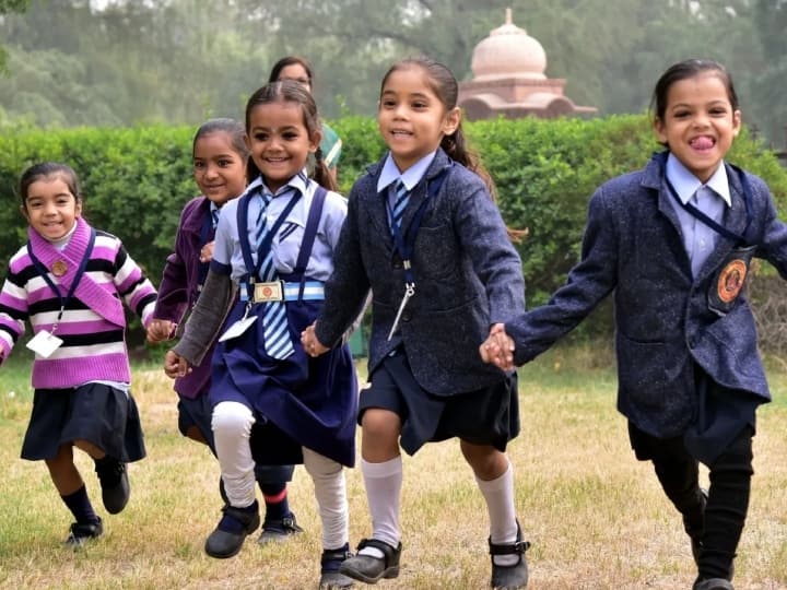 Delhi Nursery Admission private schools issued Guidelines for admission in EWS quota Apply Form 10 February Delhi Nursery Admission: दिल्ली के प्राइवेट स्कूलों में EWS कोटे में एडमिशन के लिए गाइडलाइंस जारी, जानें- कब से कर सकते हैं अप्लाई