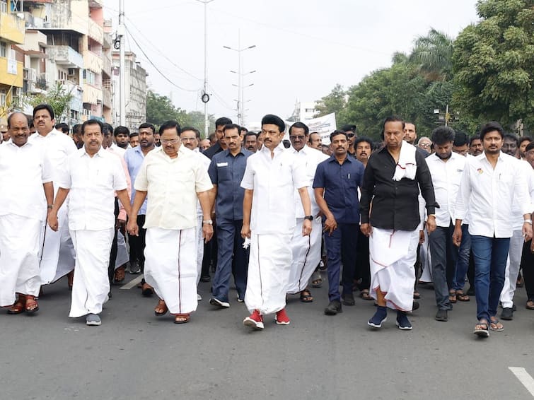 Peace rally led by Chief Minister Stalin on the occasion of Anna Death Anniversary Anna Death Anniversary:  அண்ணா நினைவு தினம்.. முதலமைச்சர் ஸ்டாலின் தலைமையில் திமுகவினர் அமைதிப்பேரணி