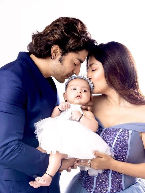 टीवी के राम-सीता ने की छोटी बेटी की मुंह दिखाई