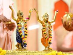 IN Pics: जयपुर के कृष्ण बलराम मंदिर में मनाया गया नित्यानंद त्रयोदशी महोत्सव, तस्वीरों में देखिये पूरा उत्सव