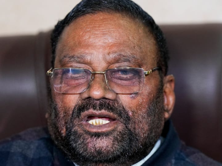Samajwadi Party leader Swami Prasad Maurya again raised the issue of caste based insult Ramcharitmanas Row: फिर बोले सपा नेता स्वामी प्रसाद मौर्य, इन घटनाओं के आधार पर उठाया जातीय अपमान का मुद्दा