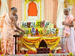 IN Pics: जयपुर के कृष्ण बलराम मंदिर में मनाया गया नित्यानंद त्रयोदशी महोत्सव, तस्वीरों में देखिये पूरा उत्सव