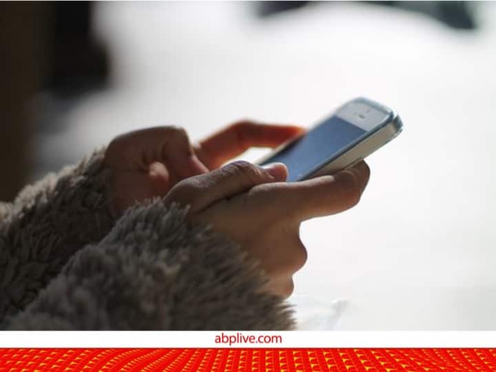 WhatsApp call and message can be done without using hands know about hands free whatsapp call बिना हाथ लगाए आप कर सकते हैं WhatsApp कॉल और मैसेज, तरीका बेहद कम लोग जानते हैं