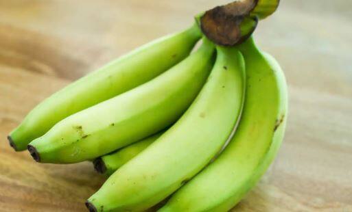 उत्तर महाराष्ट्रात (North Maharashtra) मोठ्या प्रमाणात केळीची लागवड केली जात असते. नंदूरबार जिल्ह्यात मार्च-एप्रिल महिन्यात होणाऱ्या लागवडीसाठी आतापासूनच केळीच्या रोपांची बुकिंग शेतकऱ्यांनी सुरु केली आहे.